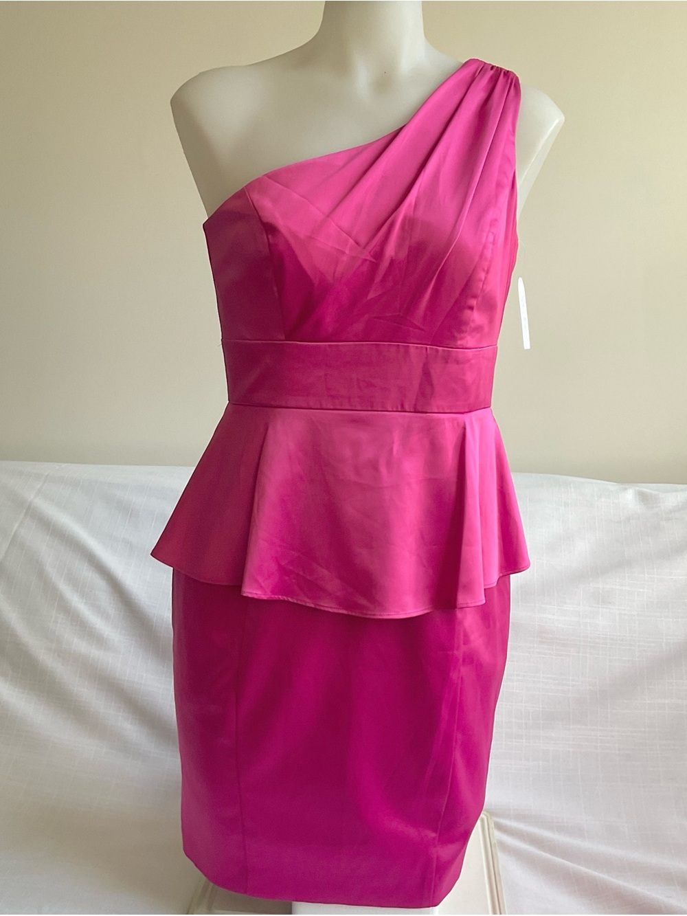NWT Jessica Simpson | One Shoulder Berry Pink Peplum Dress | Size 6